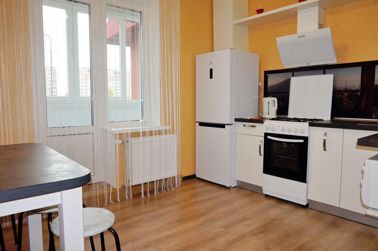 Kvartira Fatina 4A Appartement Mahiljow Buitenkant foto