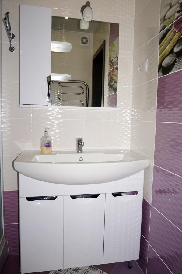 Kvartira Fatina 4A Appartement Mahiljow Buitenkant foto